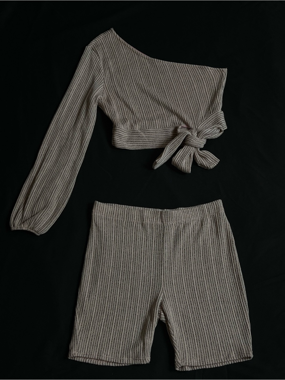 Fashion Nova Ribbed One-Shoulder Tie Crop Top & Bike Shorts Set - Muted Blush